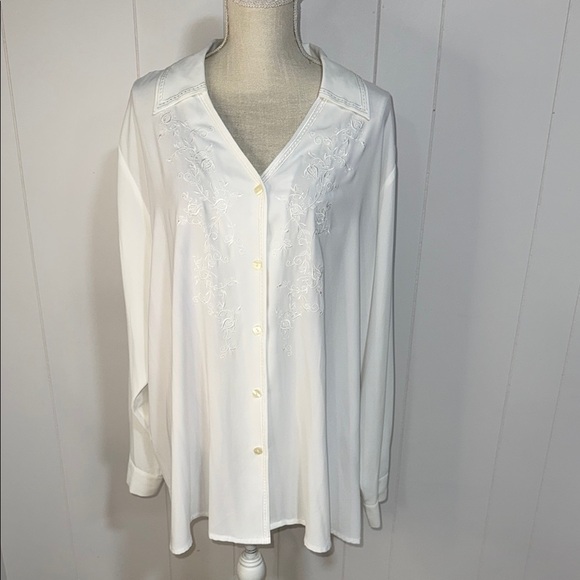 Laura Scott White Oversized Button Down Shirt - Picture 1 of 5